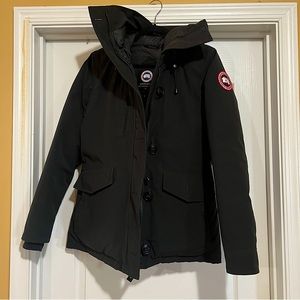 Canada Goose Parka Women Medium